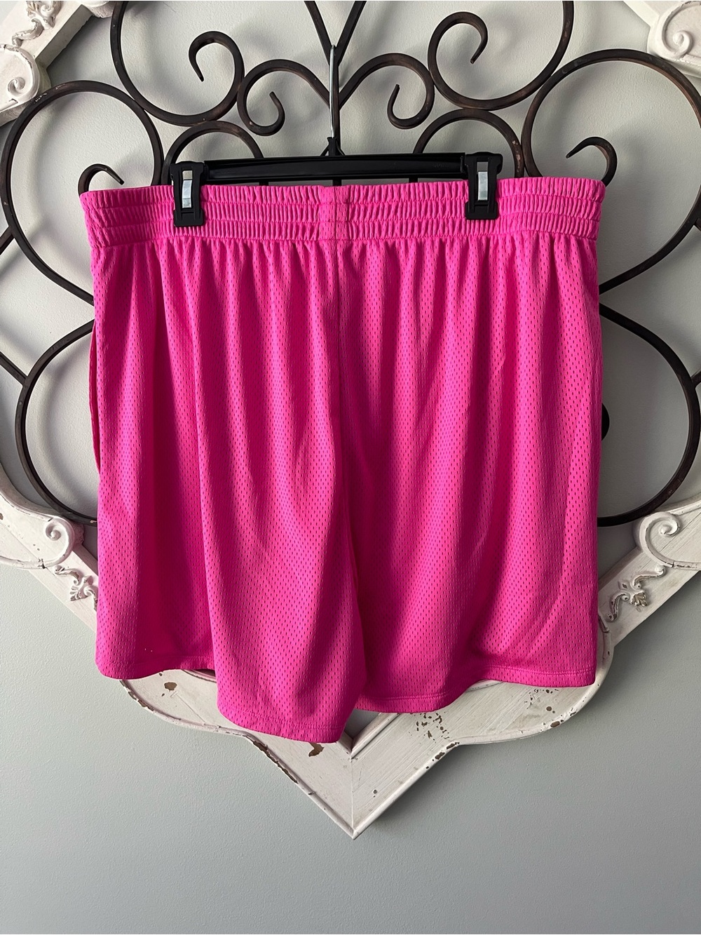 Women’s Under Armour Shorts Bundle - Picture 6 of 7